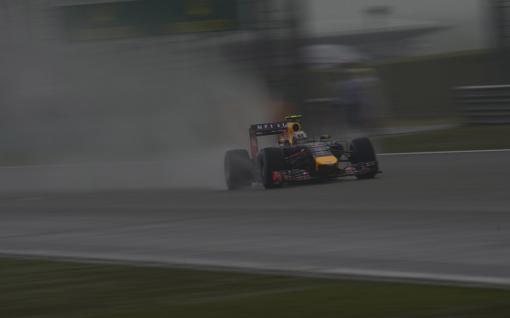 GP CINA 1680x1050