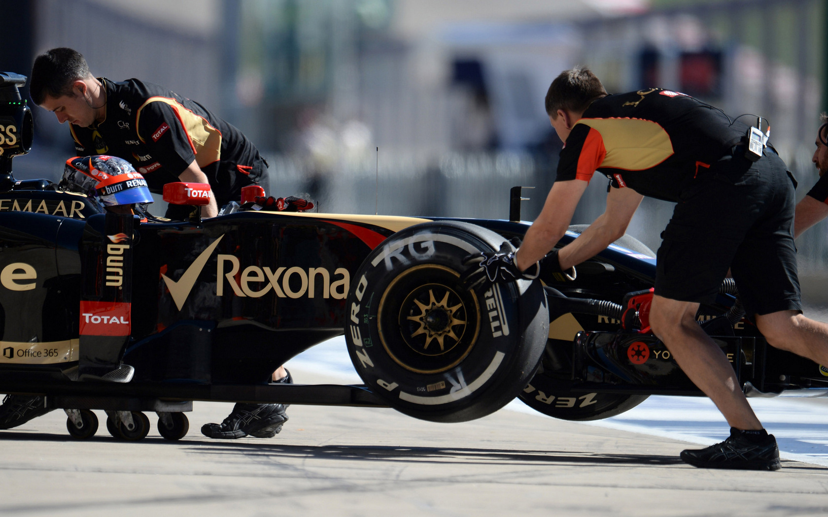 GP USA 1680x1050