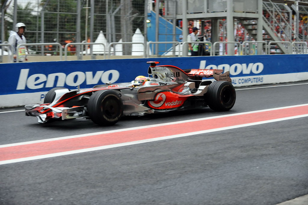 GP BRASILE, BRAZILIAN GRAND PRIX F1/2008 -  SAN PAOLO 02/11/2008 - LEWIS HAMILTON 
© FOTO ERCOLE COLOMBO FOR BRIDGESTONE
