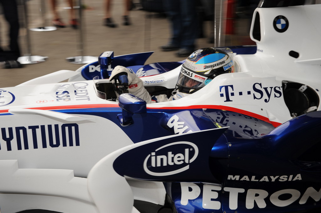 GP BRASILE, Venerdi', 31 October 2008 Brazilian Grand Prix Interlagos, Sao Paulo, Brazil. Nick Heidfeld (GER) in the BMW Sauber F1.08 This image is copyright free for editorial use © BMW AG