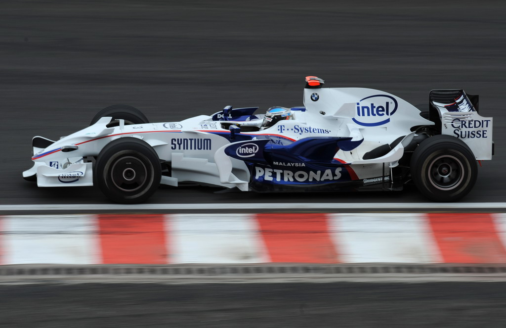 GP BRASILE, Venerdi', 31 October 2008 Brazilian Grand Prix Interlagos, Sao Paulo, Brazil. Nick Heidfeld (GER) in the BMW Sauber F1.08 This image is copyright free for editorial use © BMW AG
