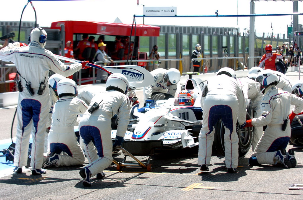 GP FRANCIA, Saturday, June 21, 2008  French Grand Prix, Magny-Cours, France.  
qualifying
Robert Kubica (POL) in the BMW Sauber F1.08 pits stop during qualifying
© Formula One Pictures / Picture by John Townsend. Office tele (+36)26 322 826 Hungarian mobile (+36) 70 776 9682. UK Mobile +44 7747 862606 www.f1pictures.com.
Vat Number 221 9053 92
 
 
 