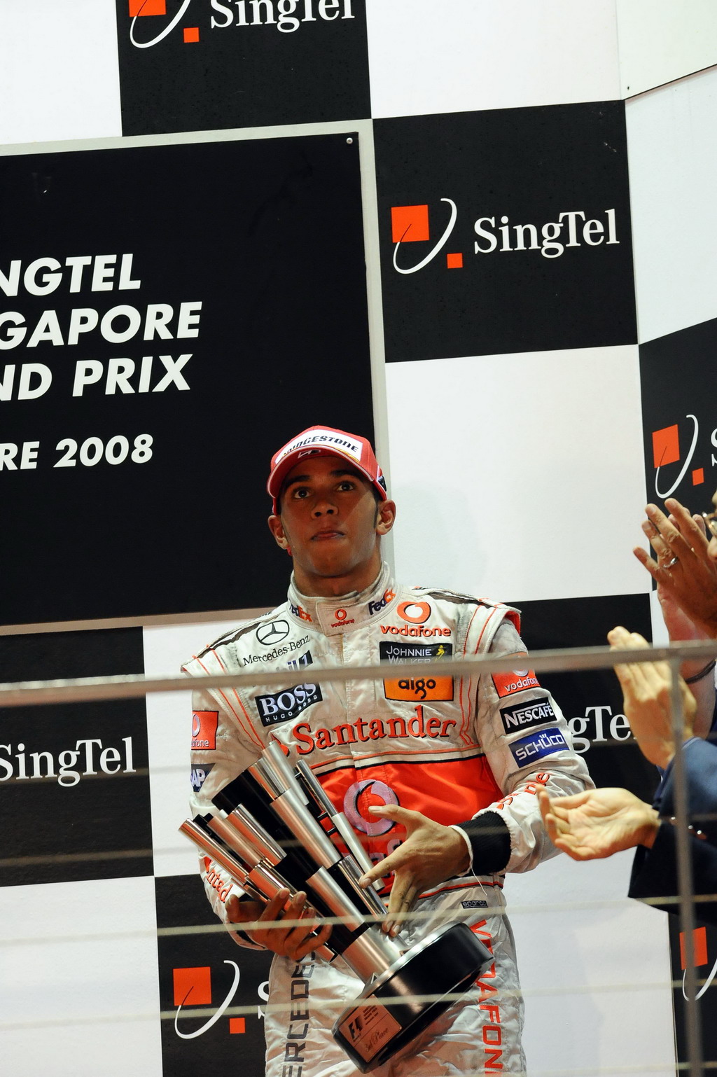GP SINGAPORE, SINGAPORE GRAND PRIX F1/2008 -  SINGAPORE 28/09/2008  - LEWIS HAMILTON 
© FOTO ERCOLE COLOMBO FOR BRIDGESTONE