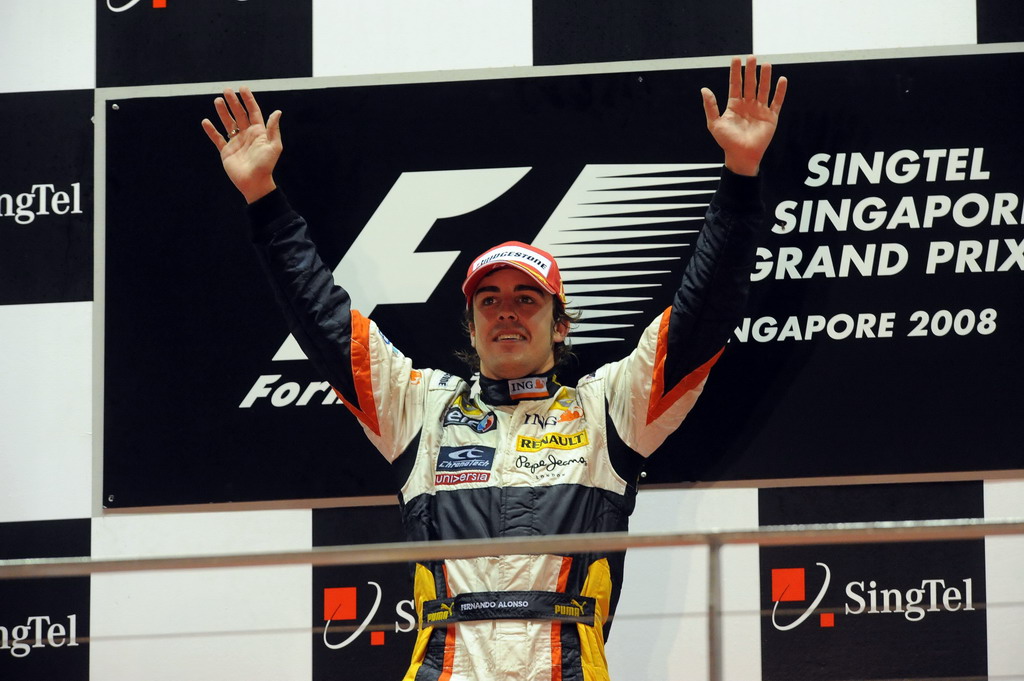 GP SINGAPORE, SINGAPORE GRAND PRIX F1/2008 -  SINGAPORE 28/09/2008  - FERNANDO ALONSO (WINNER)
© FOTO ERCOLE COLOMBO FOR BRIDGESTONE