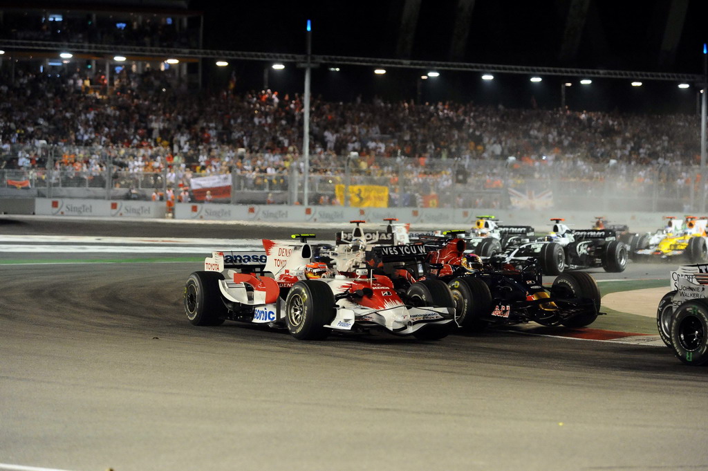 GP SINGAPORE, SINGAPORE GRAND PRIX F1/2008 -  SINGAPORE 28/09/2008  - RACE START
© FOTO ERCOLE COLOMBO FOR BRIDGESTONE