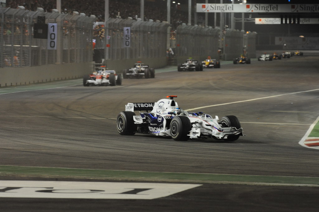 GP SINGAPORE, Domenica, 28 September 2008  Singapore Grand Prix. Marina Bay. Singapore. Nick Heidfeld (GER) in the BMW Sauber F1.08 This image is copyright free for editorial use © BMW AG 