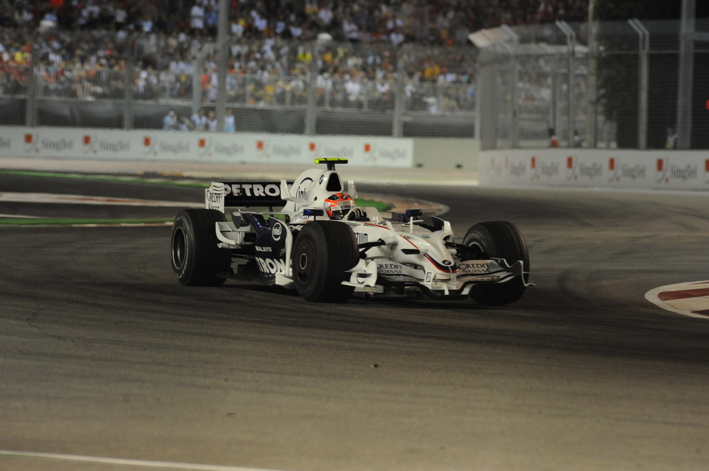 GP SINGAPORE, Domenica, 28 September 2008  Singapore Grand Prix. Marina Bay. Singapore. Robert Kubica (POL) in the BMW Sauber F1.08 This image is copyright free for editorial use © BMW AG 