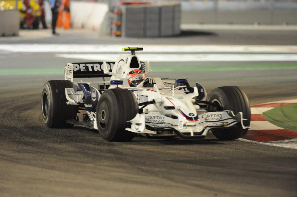 GP SINGAPORE, Domenica, 28 September 2008  Singapore Grand Prix. Marina Bay. Singapore. Robert Kubica (POL) in the BMW Sauber F1.08 This image is copyright free for editorial use © BMW AG 