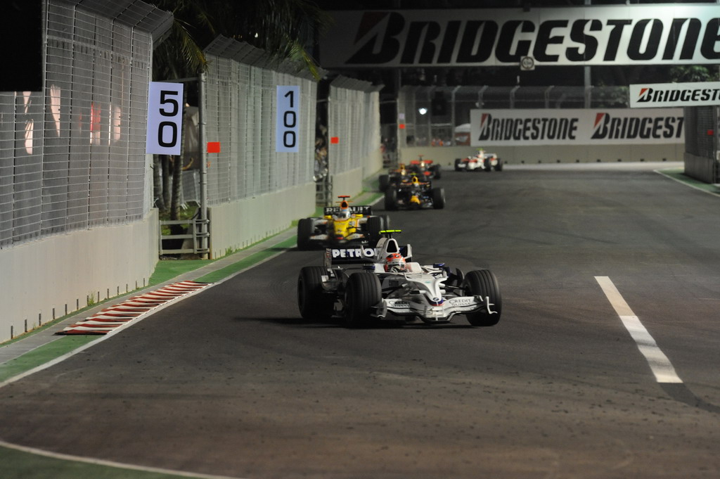 GP SINGAPORE, Domenica, 28 September 2008  Singapore Grand Prix. Marina Bay. Singapore. Robert Kubica (POL) in the BMW Sauber F1.08 This image is copyright free for editorial use © BMW AG 