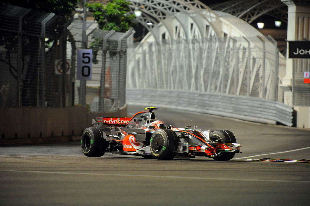 GP SINGAPORE, SINGAPORE GRAND PRIX F1/2008 -  SINGAPORE 27/09/2008  - HEIKKI KOVALAINEN 
© FOTO ERCOLE COLOMBO FOR BRIDGESTONE