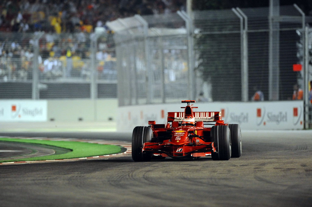 GP SINGAPORE, SINGAPORE GRAND PRIX F1/2008 -  SINGAPORE 27/09/2008  - KIMI RAIKKONEN 
© FOTO ERCOLE COLOMBO FOR BRIDGESTONE