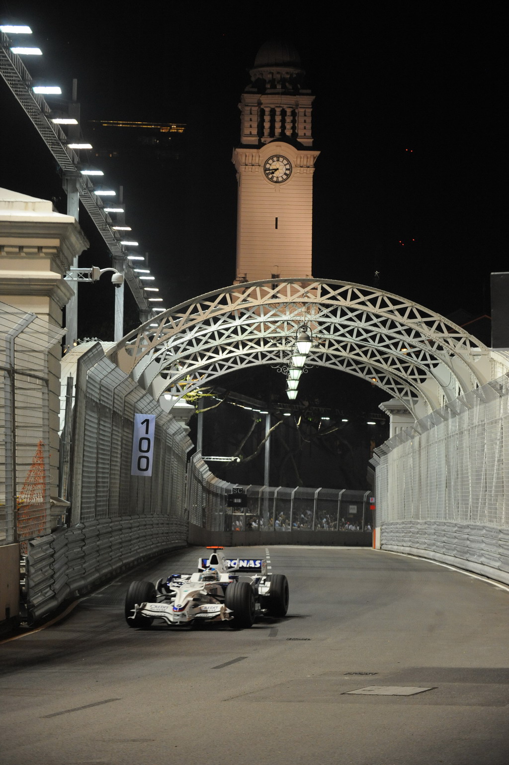 GP SINGAPORE, Saturday, September 27, 2008  Singapore Grand Prix. Marina Bay. Singapore. Nick Heidfeld (GER) in the BMW Sauber F1.08  This image is copyright free for editorial use © BMW AG 