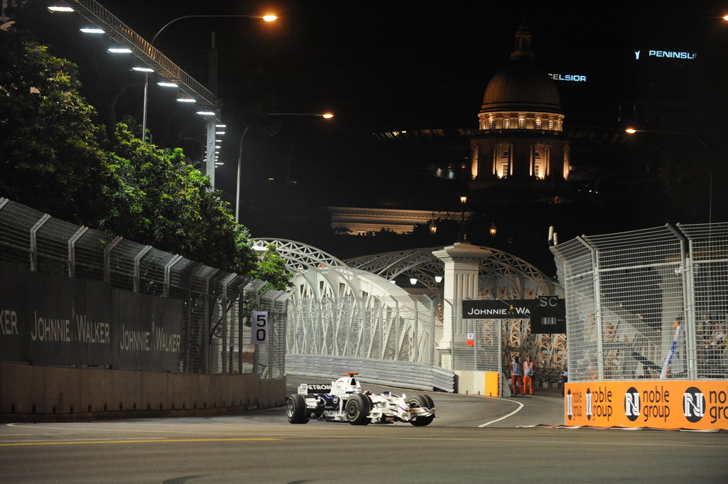 GP SINGAPORE, Saturday, September 27, 2008  Singapore Grand Prix. Marina Bay. Singapore. Nick Heidfeld (GER) in the BMW Sauber F1.08  This image is copyright free for editorial use © BMW AG 