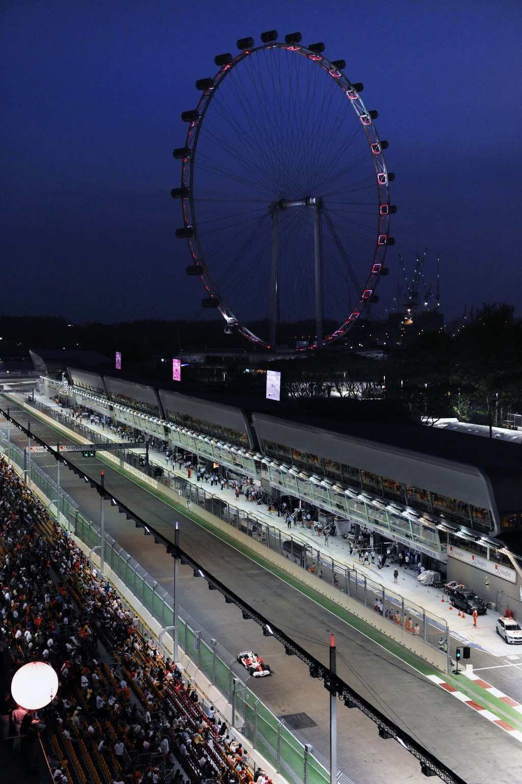 GP SINGAPORE, Prove Libere, Grand Prix Singapore, Round 15, 2008.

Photo: Peter van Egmond *** Local Caption *** Copyright: © 2008 Peter van Egmond. 
Use with credit to the photographer (mandatory). 
Unauthorized  use is prohibited.