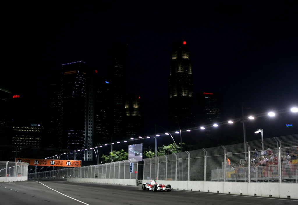 GP SINGAPORE, Timo Glock (GER) Toyota TF108 
Formula One World Championship, Rd 15, Singapore Grand Prix, Practice, Singapore, Venerdi' 26 September 2008.
