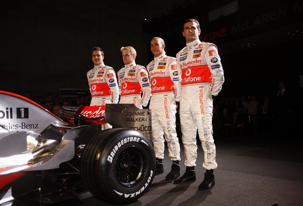 McLAREN MERCEDES MP4-23