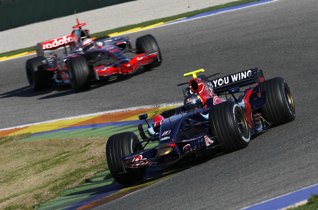 TEST VALENCIA, Sebastian Vettel (D), Scuderia Toro Rosso.
Circuit Ricardo Tormo