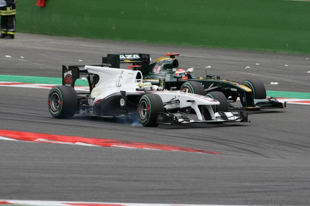 GP Belgio, Gara, Pedro de la Rosa (ESP), BMW Sauber F1 Team, C29 e Jarno Trulli (ITA), Lotus Racing, T127 