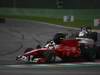 GP Belgio, Gara, Fernando Alonso (ESP), Ferrari, F10 e Rubens Barrichello (BRA), Williams, FW32 crash 