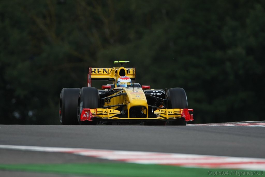 GP Belgio, Prove Libere 3, Sabato, Vitaly Petrov (RUS), Renault F1 Team, R30 