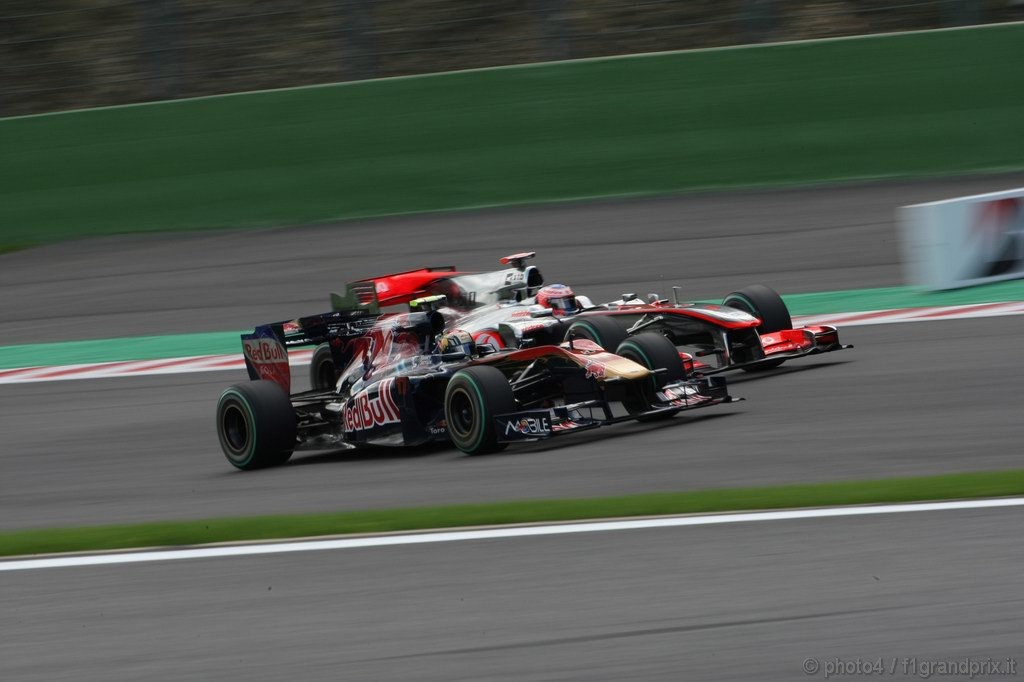 GP Belgio, Qualifiche, Jaime Alguersuari (SPA), Scuderia Toro Rosso, STR5 e Jenson Button (GBR), McLaren  Mercedes, MP4-25 