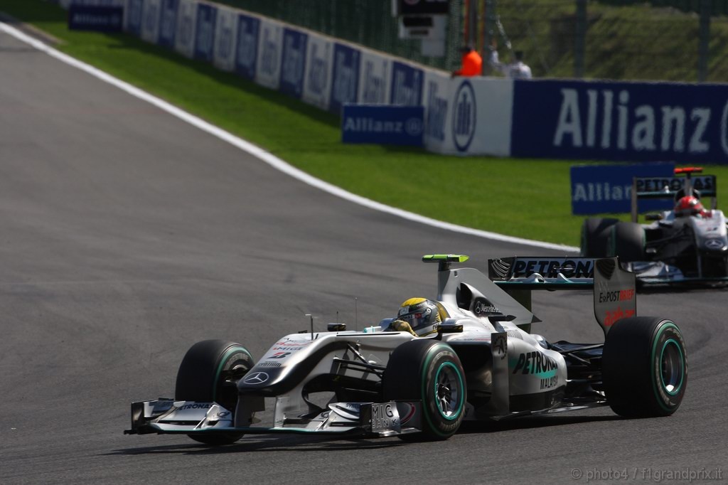 GP Belgio, Qualifiche, Nico Rosberg (GER), Mercedes GP F1 Team, MGP W01 davanti a Michael Schumacher (GER), Mercedes GP  F1 Team, MGP W01 