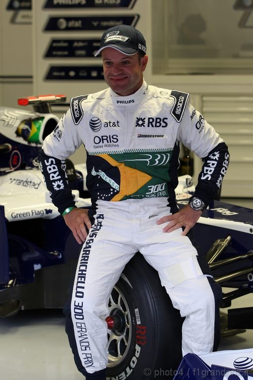 GP Belgio, Prove Libere 1, Venerdi', Rubens Barrichello (BRA), Williams, FW32 celebrates 300 GPs