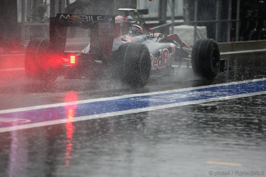 GP Belgio, Prove Libere 1, Venerdi', Mark Webber (AUS), Red Bull Racing, RB6 