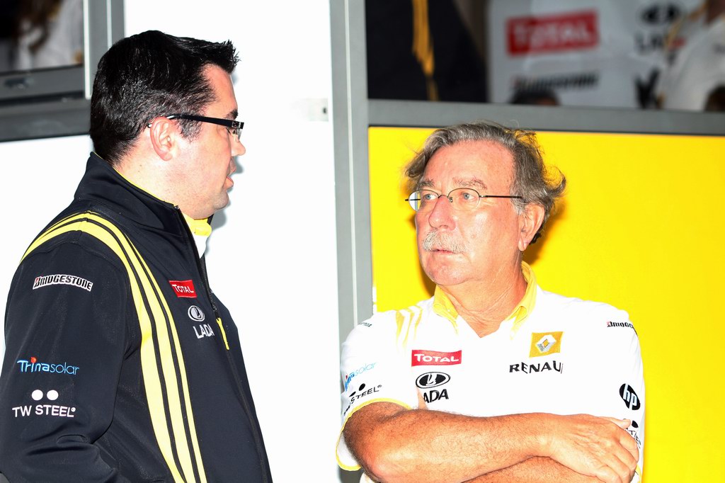 GP Belgio, Venerdi', Eric Boullier (FRA), Team Manager, Renault F1 Team e Jean-Francois Caubet (FRA), Managing director of Renault F1