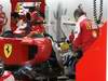 GP Belgio, Venerdi', Mechanics Ferrari work on the car