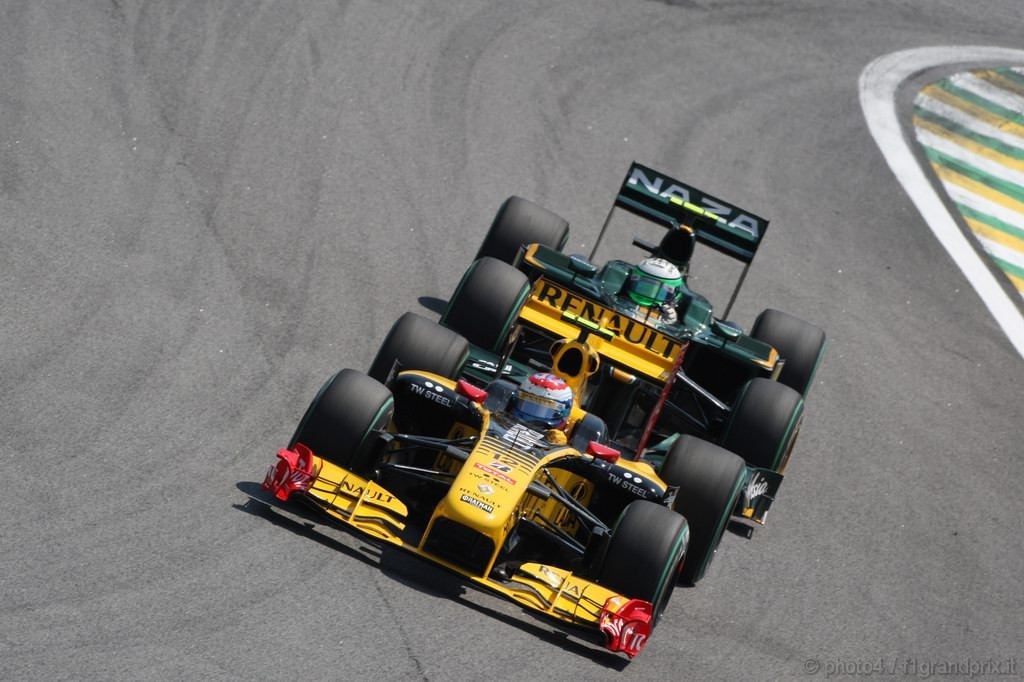 GP Brasile, Gara, Vitaly Petrov (RUS), Renault F1 Team, R30 