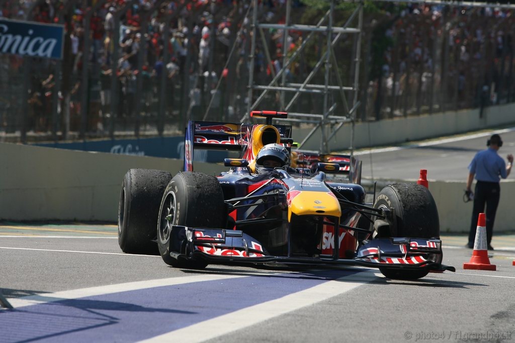 GP Brasile, Gara, Sebastian Vettel (GER), Red Bull Racing, RB6 vincitore 