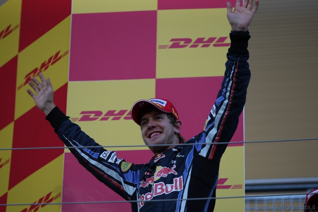 GP Brasile, Gara, Sebastian Vettel (GER), Red Bull Racing, RB6 vincitore 
