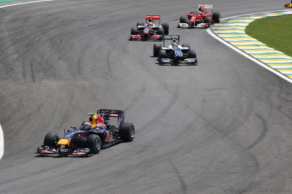GP Brasile, Gara, Mark Webber (AUS), Red Bull Racing, RB6 