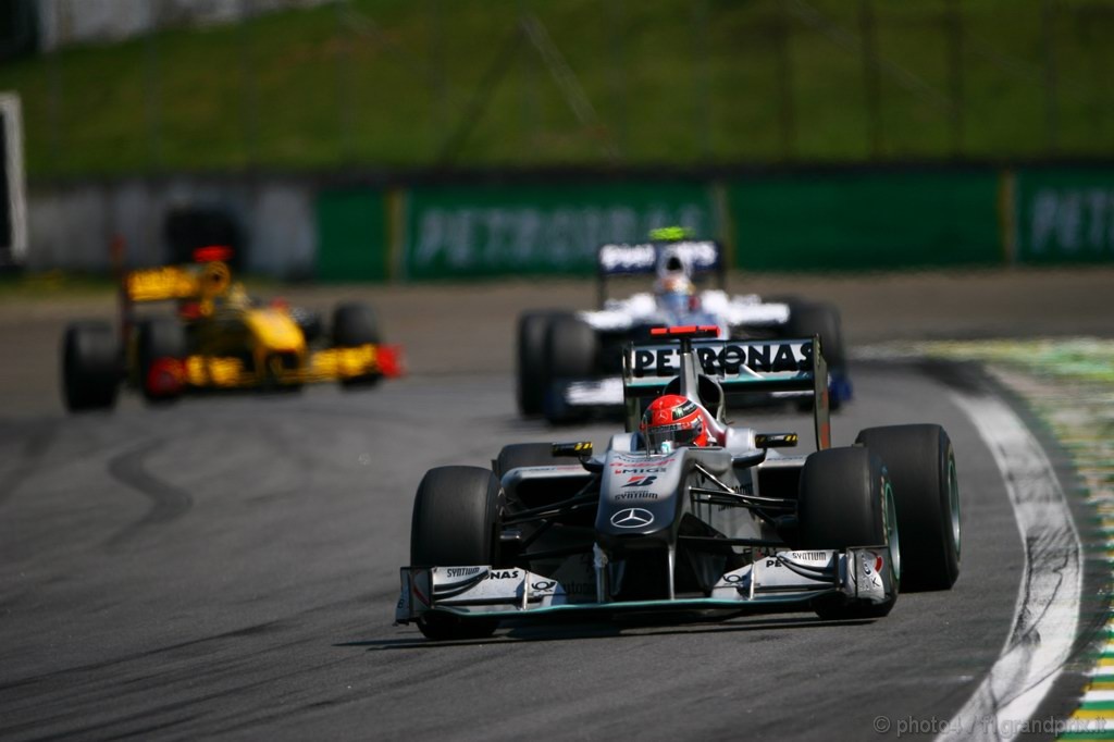 GP Brasile, Gara, Michael Schumacher (GER), Mercedes GP  F1 Team, MGP W01 