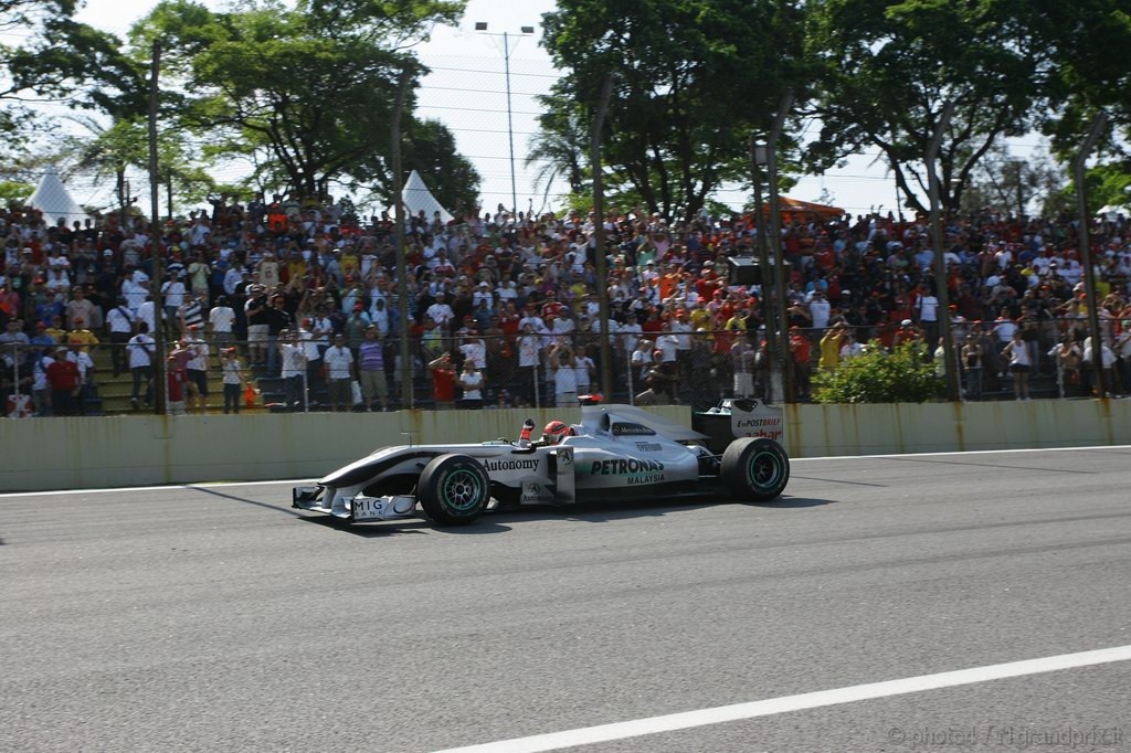 GP Brasile, Gara, Michael Schumacher (GER), Mercedes GP  F1 Team, MGP W01 