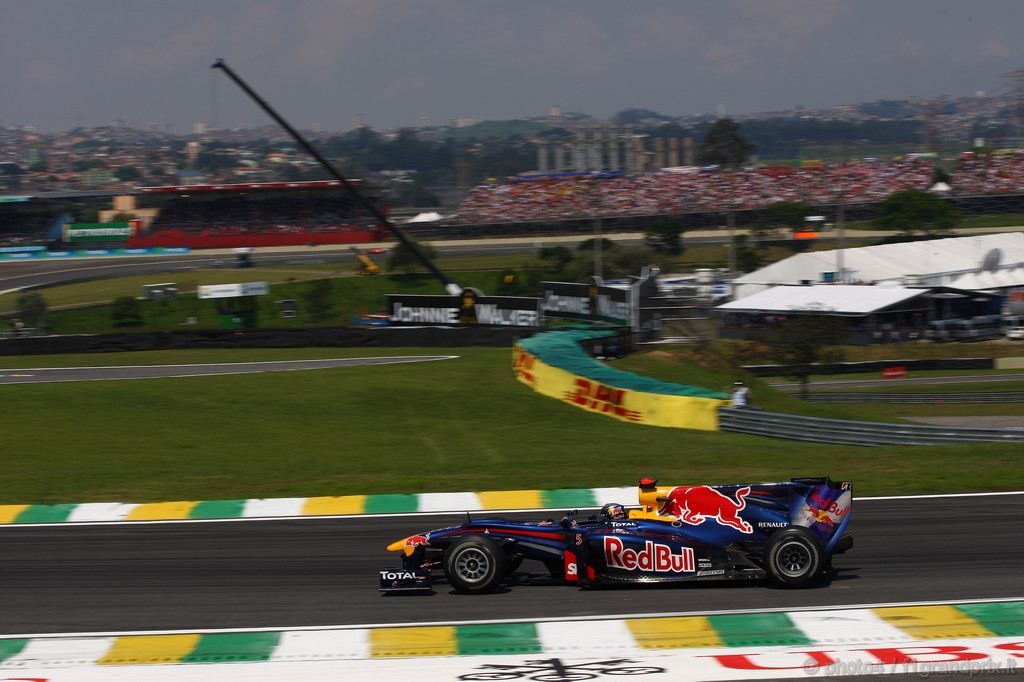 GP Brasile, Gara, Sebastian Vettel (GER), Red Bull Racing, RB6 