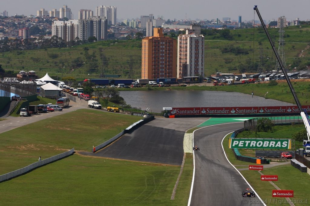 GP Brasile, Gara, Sebastian Vettel (GER), Red Bull Racing, RB6 