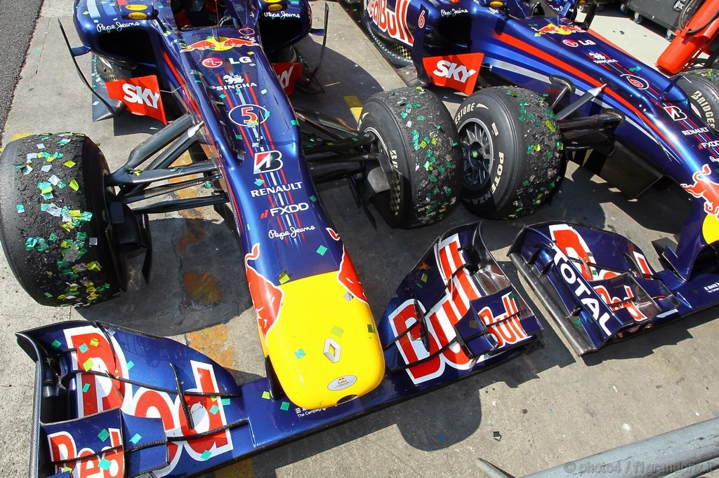 GP Brasile, Gara, Sebastian Vettel (GER), Red Bull Racing, RB6 vincitore 