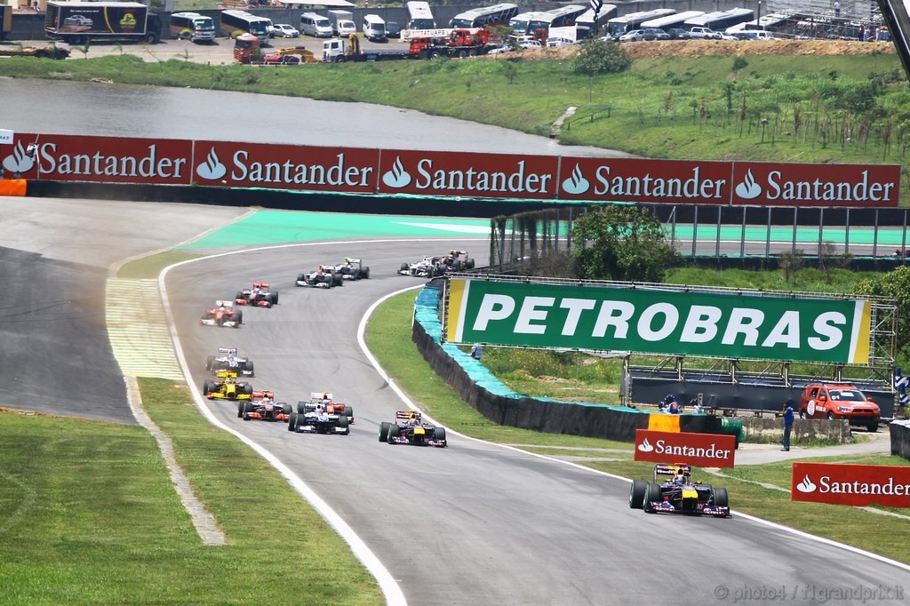 GP Brasile, Gara, Sebastian Vettel (GER), Red Bull Racing, RB6 