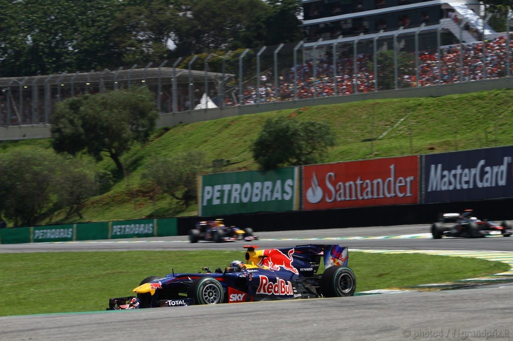 GP Brasile, Gara, Sebastian Vettel (GER), Red Bull Racing, RB6 