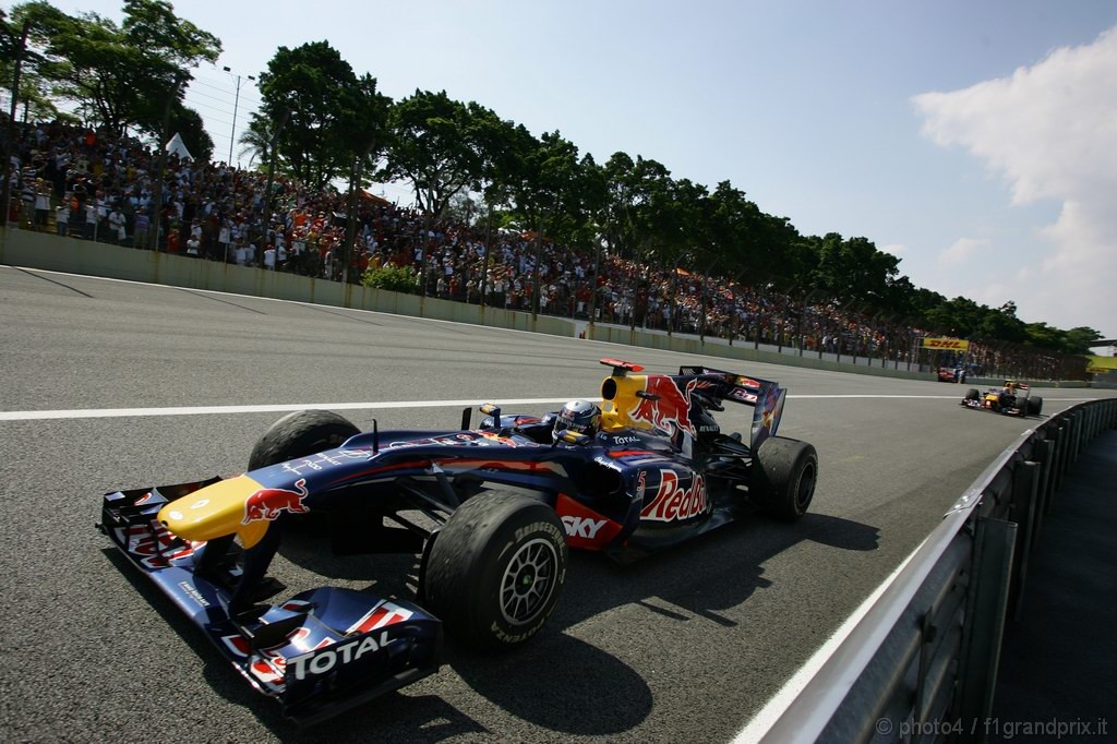 GP Brasile, Gara, Sebastian Vettel (GER), Red Bull Racing, RB6 