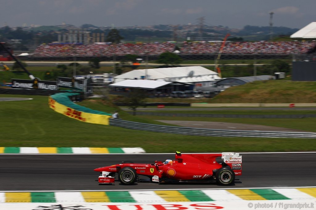GP Brasile, Gara, Fernando Alonso (ESP), Ferrari, F10 