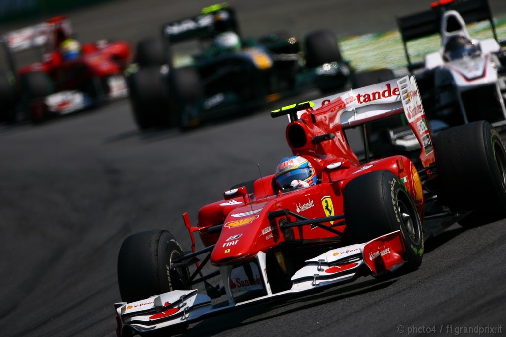 GP Brasile, Gara, Fernando Alonso (ESP), Ferrari, F10 