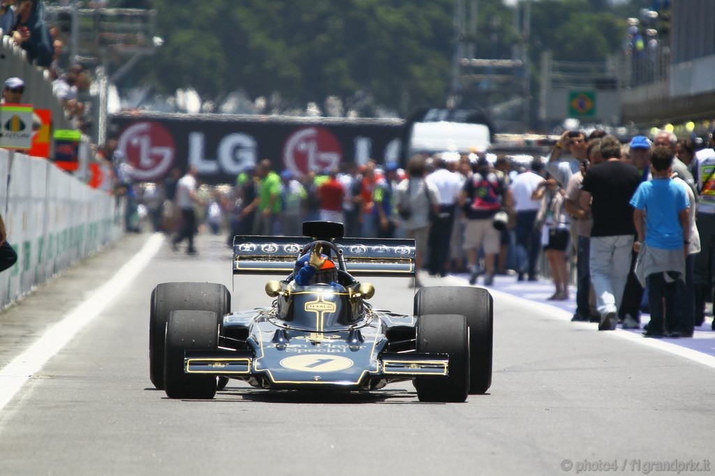 GP Brasile, Gara, Emerson Fittipaldi (BRA), Ex F1 Champion with a Lotus 1972