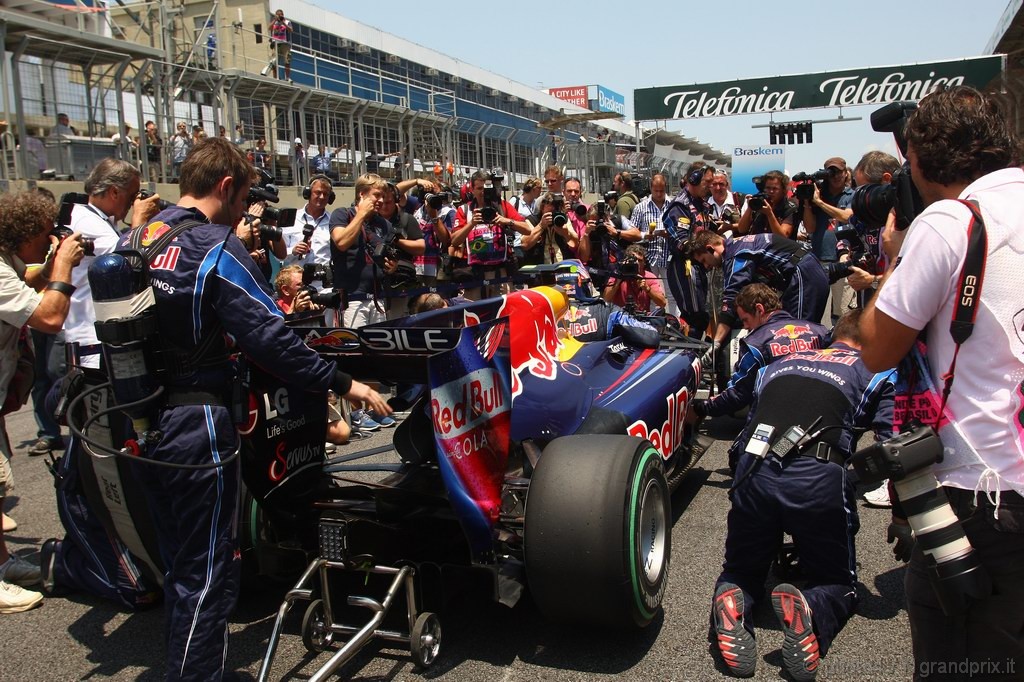 GP Brasile, Gara, Mark Webber (AUS), Red Bull Racing, RB6 