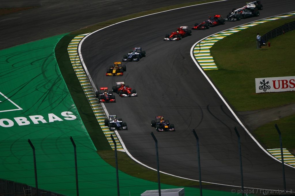 GP Brasile, Gara, Mark Webber (AUS), Red Bull Racing, RB6 