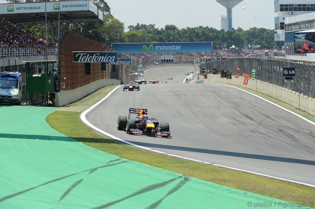 GP Brasile, BRAZILIAN GRAND PRIX F1/2010 -  SA0 PAOLO 07/11/2010 - 
© FOTO ERCOLE COLOMBO 