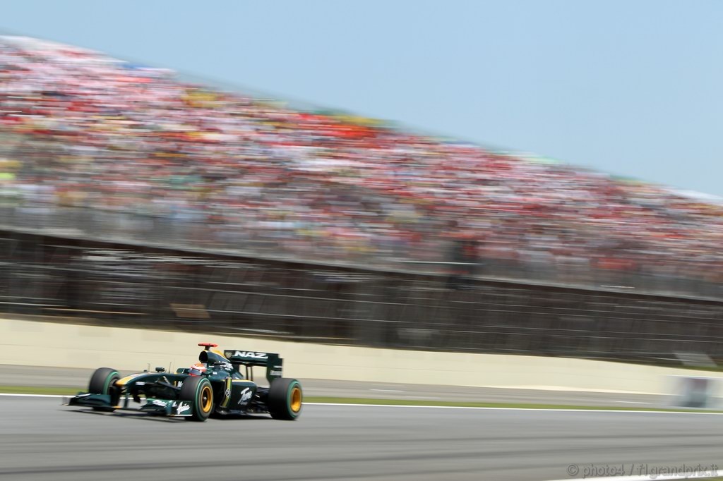 GP Brasile, Brazilian Grand Prix - Domenica
Interlagos, Sao Paulo, Brazil.
7th November 2010.
Jarno Trulli, Lotus T127 Cosworth.
World Copyright: Lorenzo Bellanca/LAT Photographic
ref: Digital Image GU5G5794