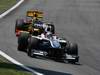 GP Brasile, Gara, Nico Hulkenberg (GER), Williams, FW32 davanti a Robert Kubica (POL), Renault F1 Team, R30 